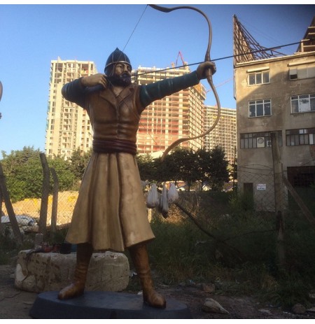 Polyester - Okçu Heykeli - 02